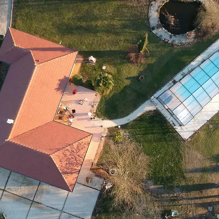 Alaguyauder Le 3* Chatillon-sur-Broue