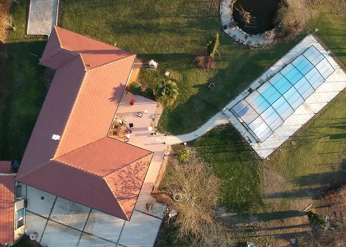 Alaguyauder Le 3* Chatillon-sur-Broue